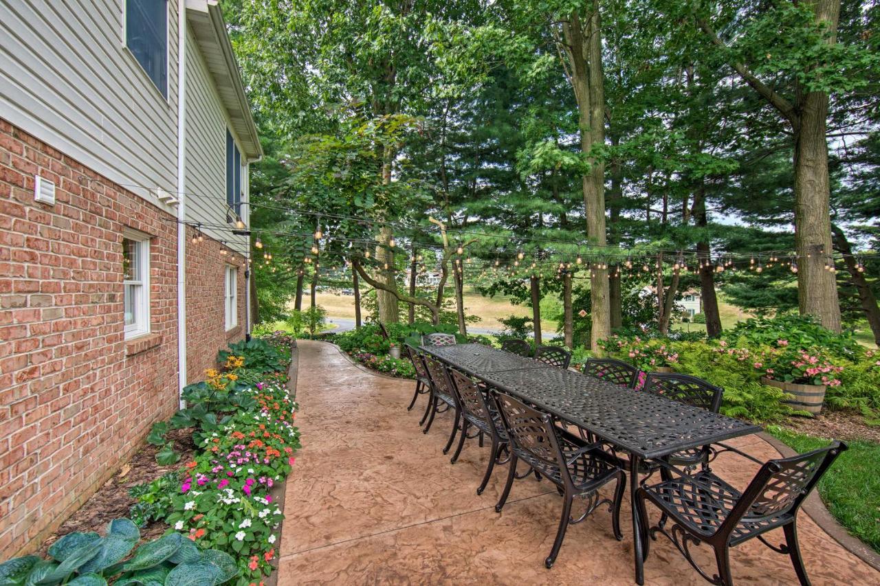 Charming Apartment With Yard And Beautiful Gardens! Manheim Kültér fotó